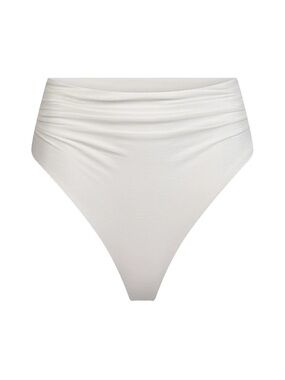 Divino Seas Pearly White Ailin Bottom